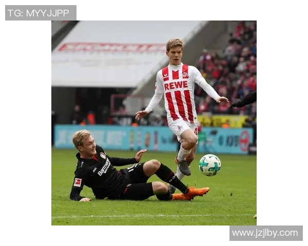 科隆与汉堡激战正酣比赛结果揭晓引发球迷热议